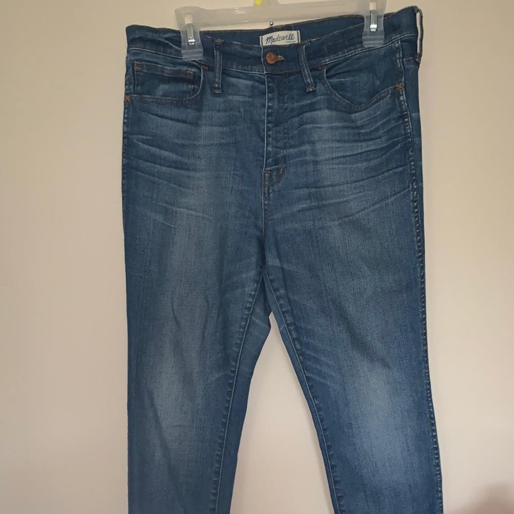 High waisted skinny jeans
